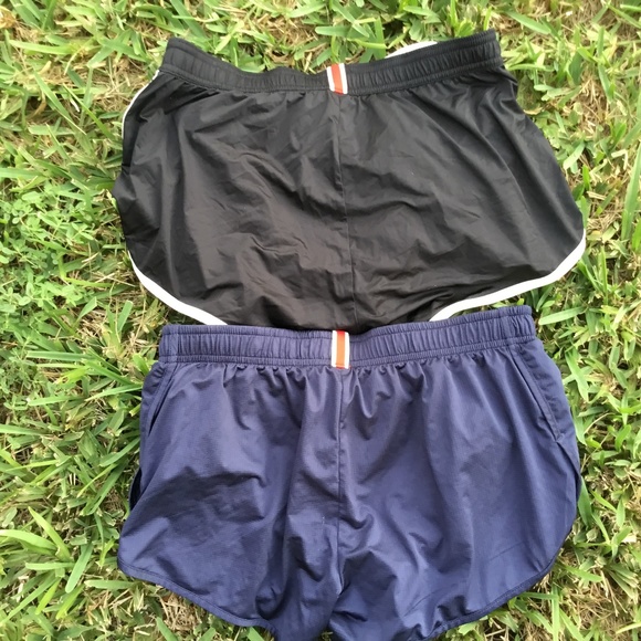 Tracksmith Session Shorts - Picture 2 of 3